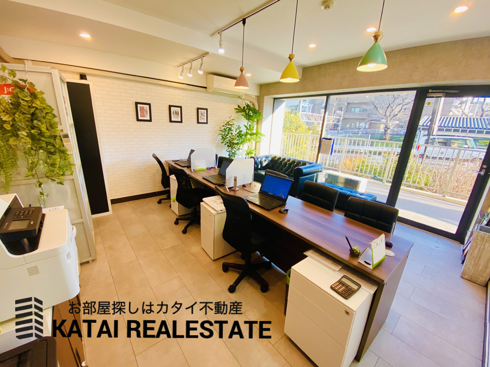カタイ不動産百合ヶ丘店の店内写真